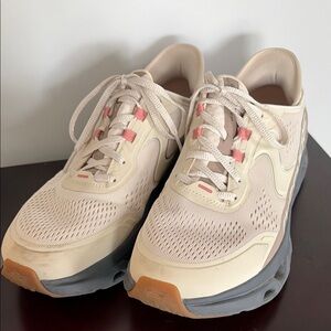 Skechers sneakers slip ins